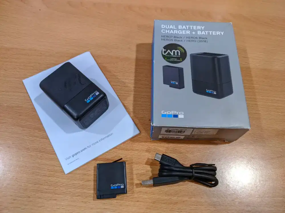Charger external & baterai original untuk GoPro Hero 5 6 7 & 8 black