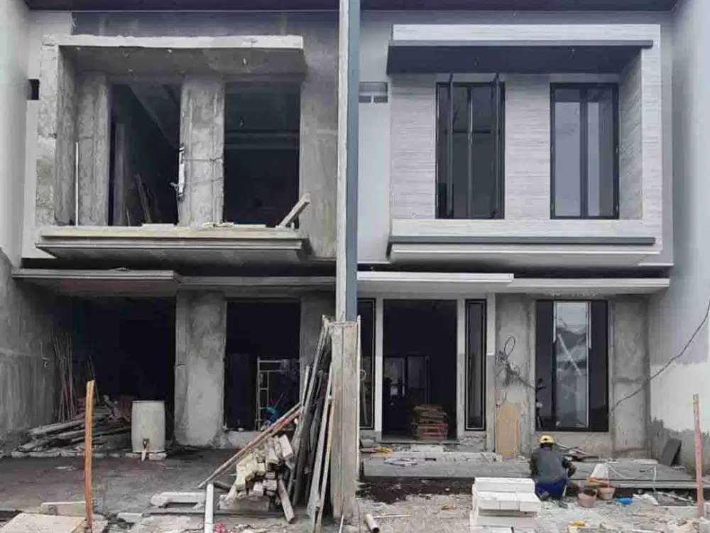 Rumah Baru Manyar Kertoadi dekat MERR, kampus UNTAG