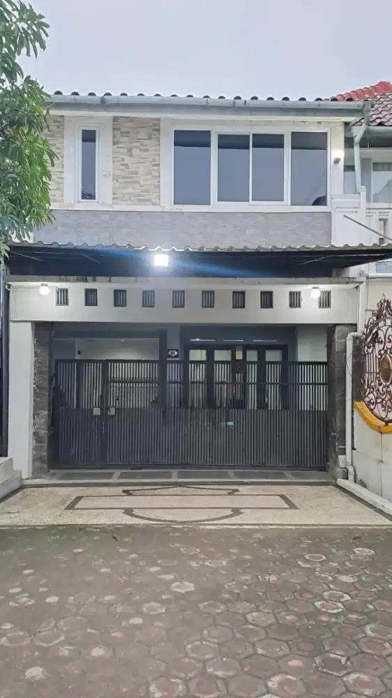 Rumah di arcamanik siap huni kamar banyak