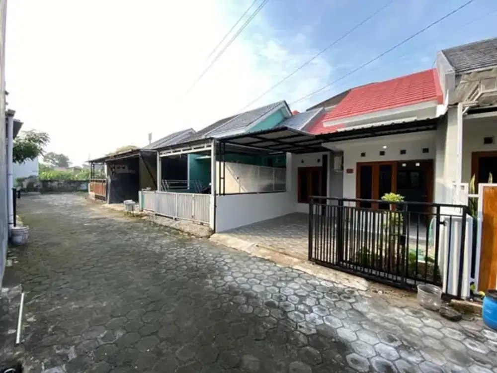 Rumah Cantik Minimalis Dalam Perumahan Bumi Tamanan Regency