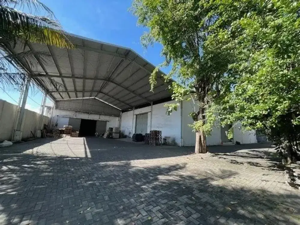 Dijual di Raya Kenjeran Tanah Bangunan cocok untuk Showroom