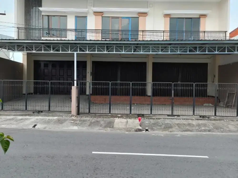 Disewakan Tempat Usaha di Raya Hang Tuah Sidoarjo Lokasi Strategis