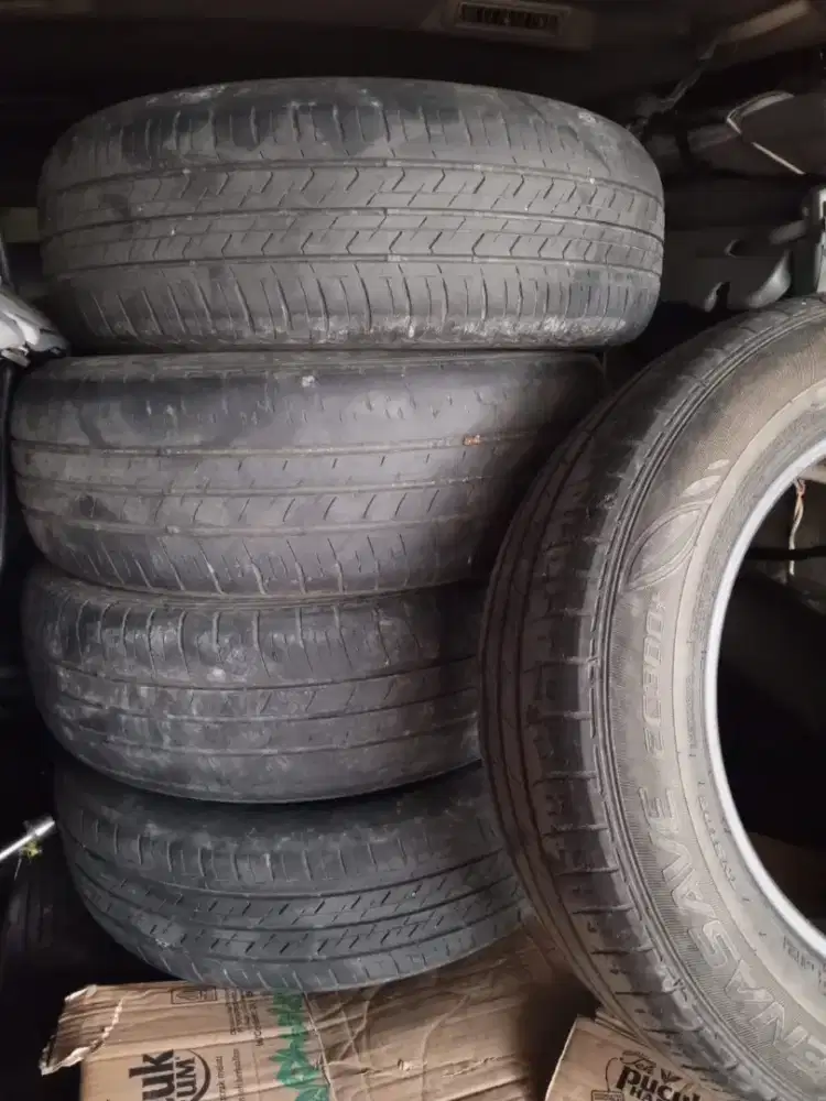 5pc Dunlop enasave R16 205/65 kondisi 70%