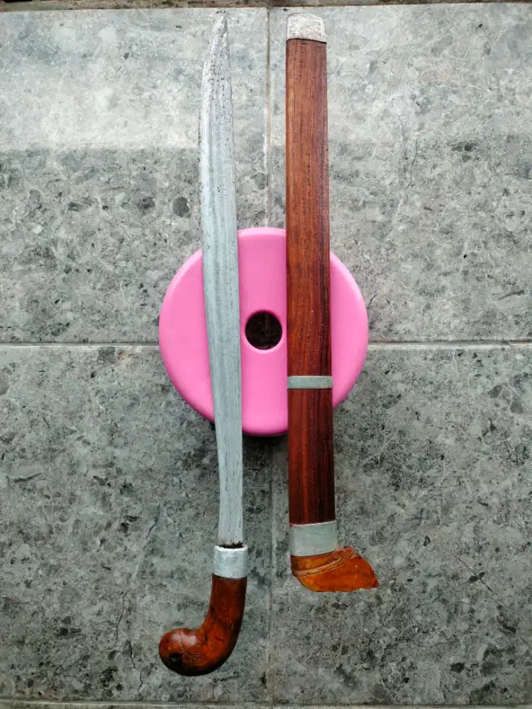 Parang Sulawesi pamor