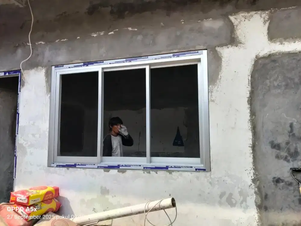 Kusen aluminium dan kaca