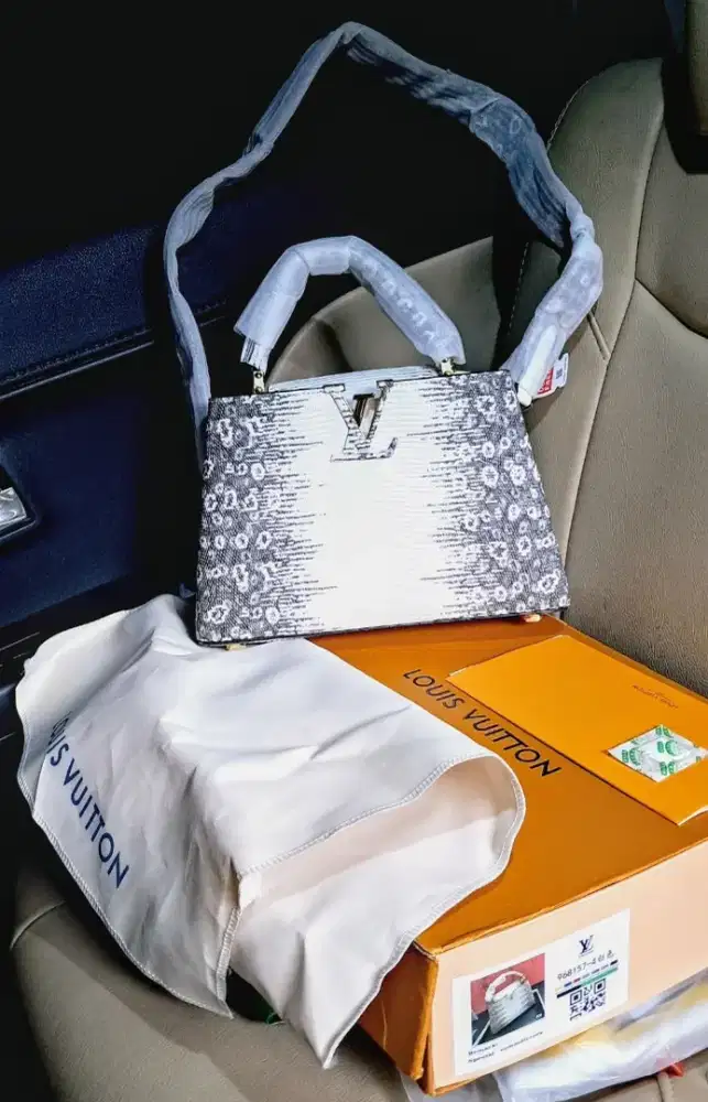 Tas wanita kult import YSL