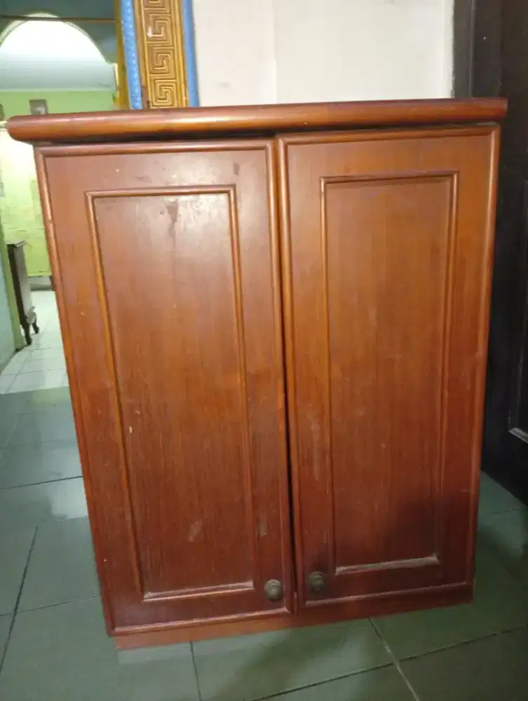 Lemari full kayu mahoni Cocok utk yg kost atau atas dtaro utk aquarium