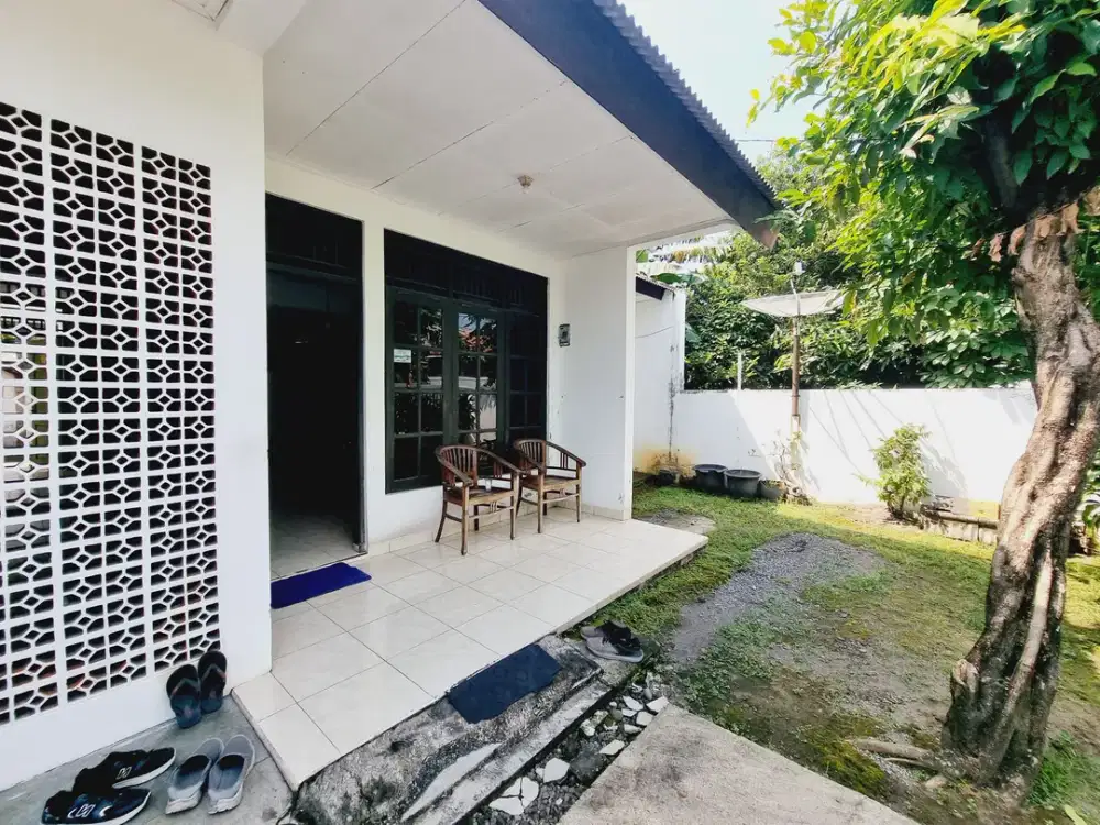 Rumah Nyaman & Luas Di Banjarsari Solo Kota