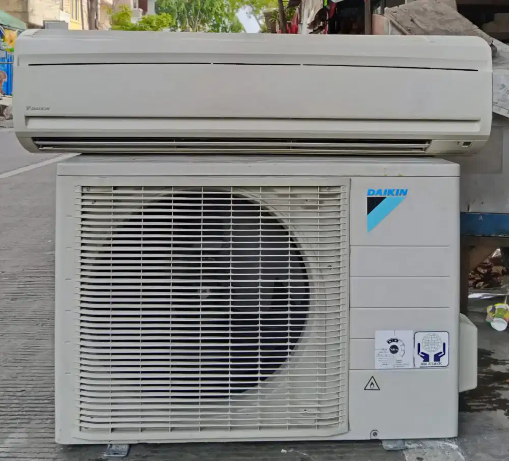 AC Daikin Thailand 2 PK R 32  second +pasang free ongkir sejabotabek