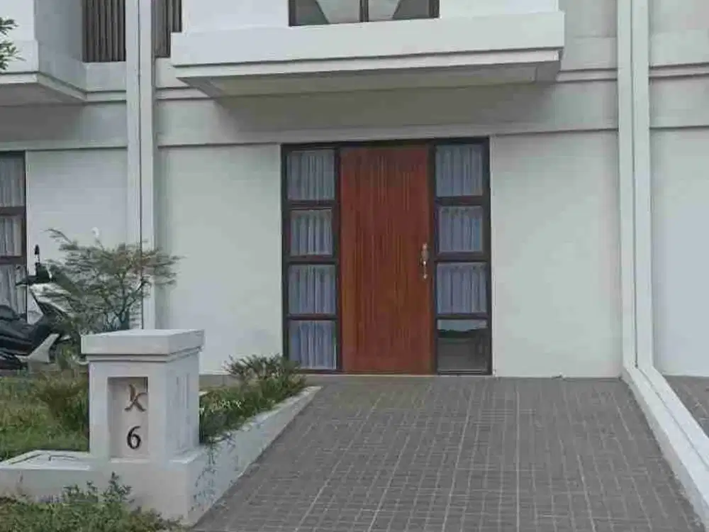 Rumah 2 Lantai, Strategis di Vida Bekasi