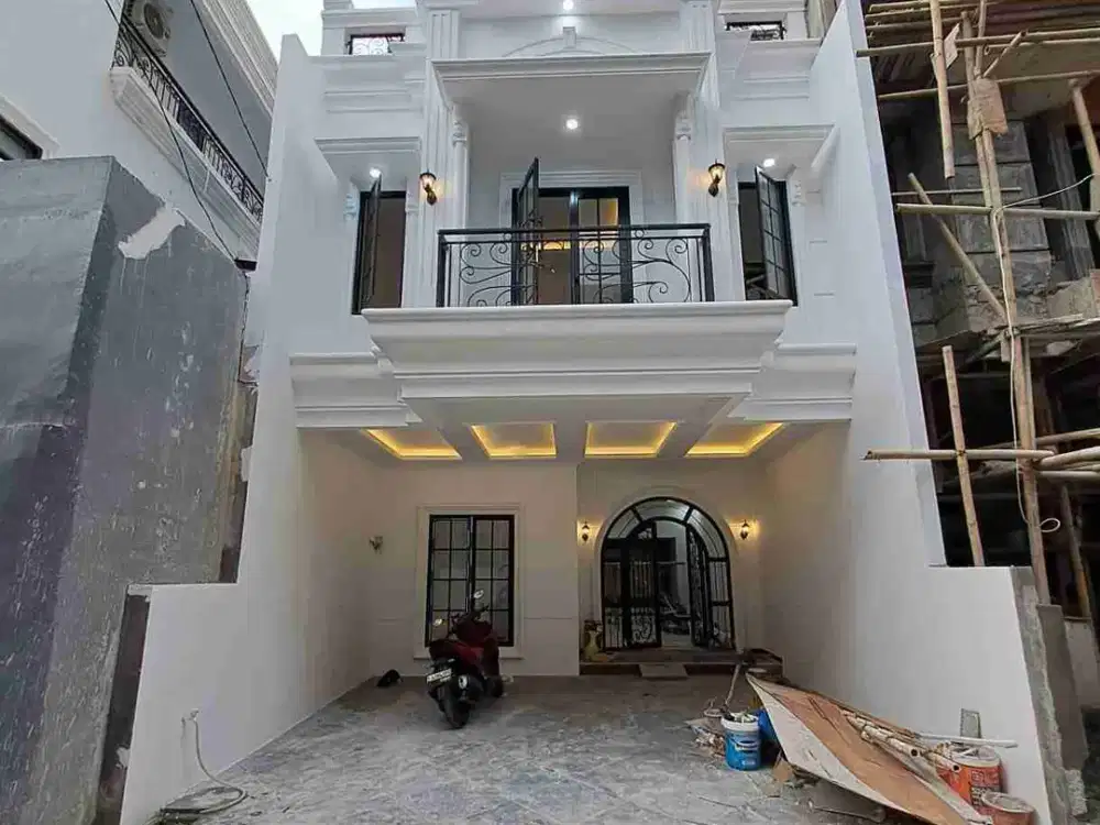 Rumah American Classic Siap Huni Di Kahfi 2 Jagakarsa Jakarta Selatan
