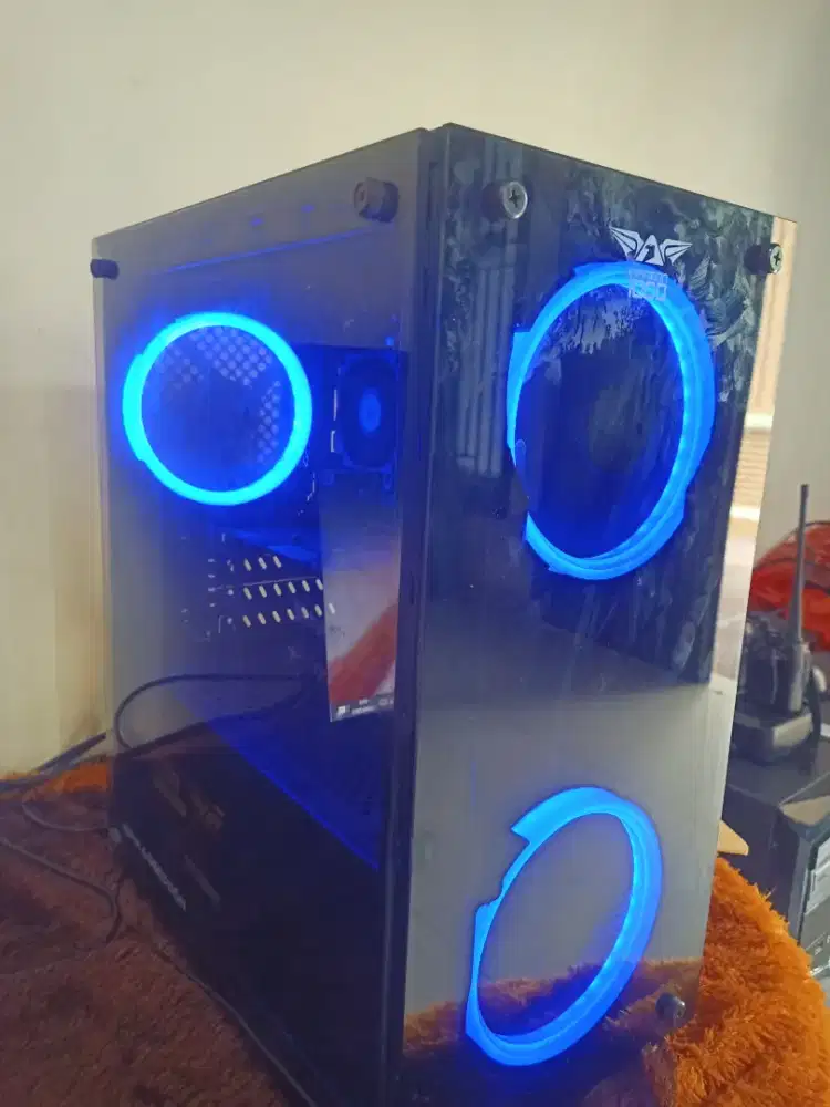 Komputer 1 Unit tinggal Pakai Game