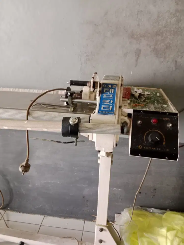 MESIN POTONG BIS HYGET