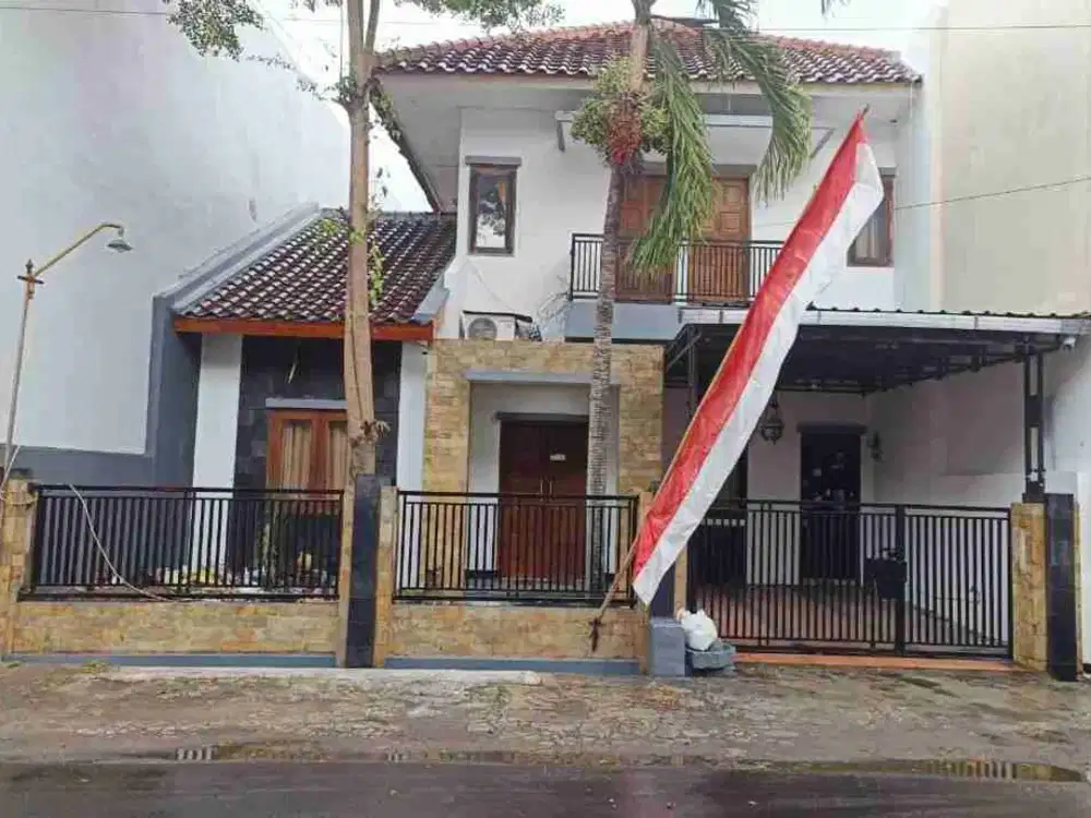 Rumah Bagus 1,5Lt Banyuanyar Akses Simpangan Mobil