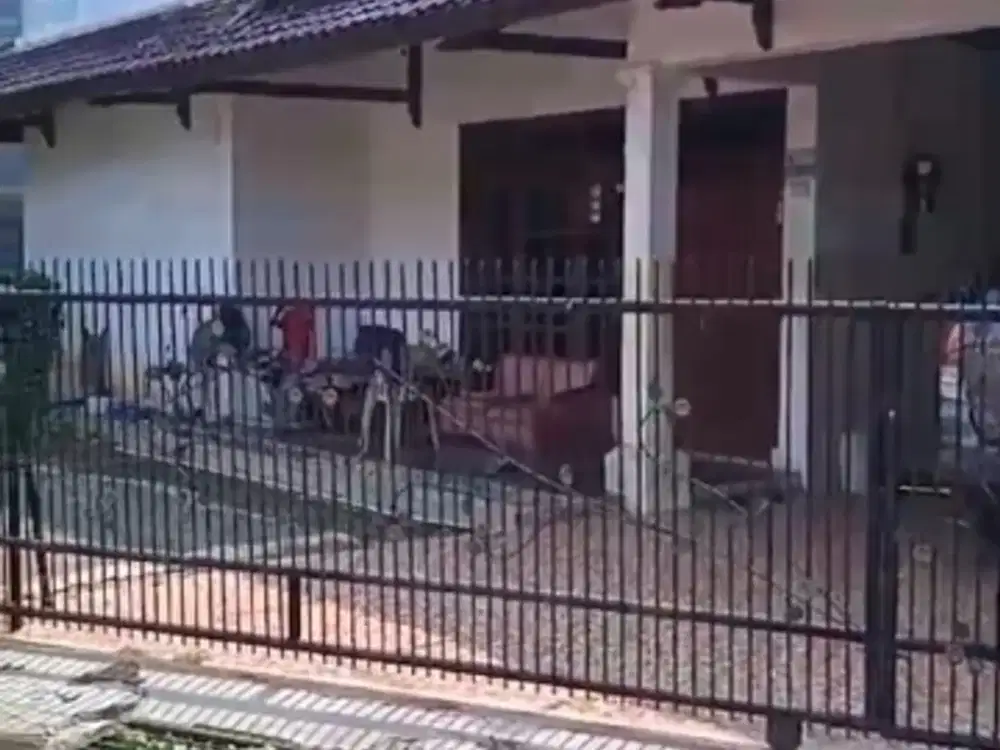 Rumahsecond di komplek perdagangan jakarta selatan