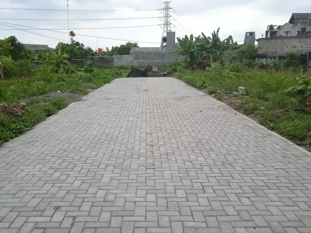 Dekat Kampus UGM, Cocok untuk Investasi Kos atau Hunian