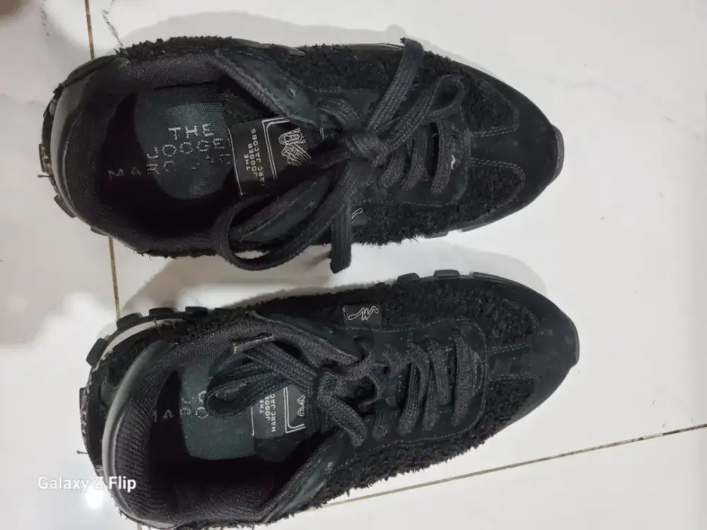 Sepatu fashion Marc Jacob