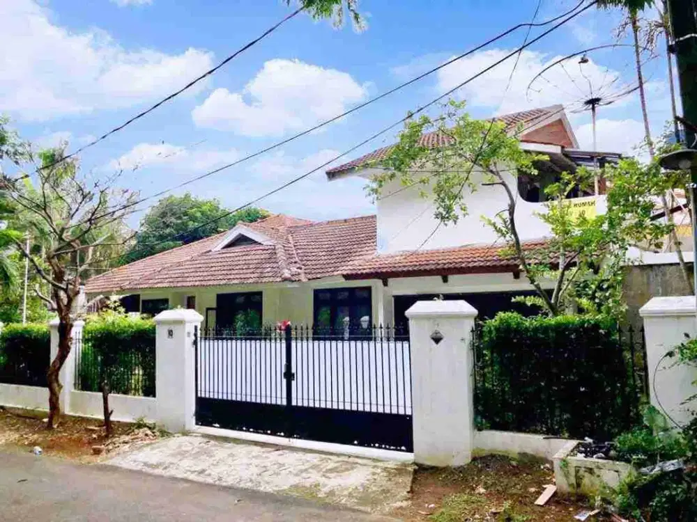 Dijual Rumah Cluster Halaman Luas Dibawah NJOP Kemang Area