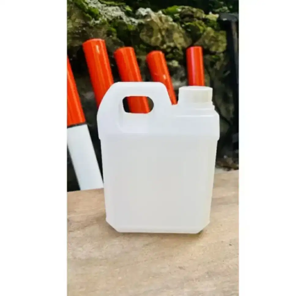 Jerigen Bekas Air 1 Liter Jrigen uk. 1000 MI