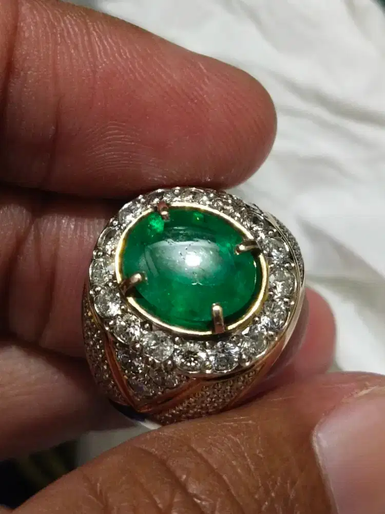 Zamrud colombia ring emas berlian
