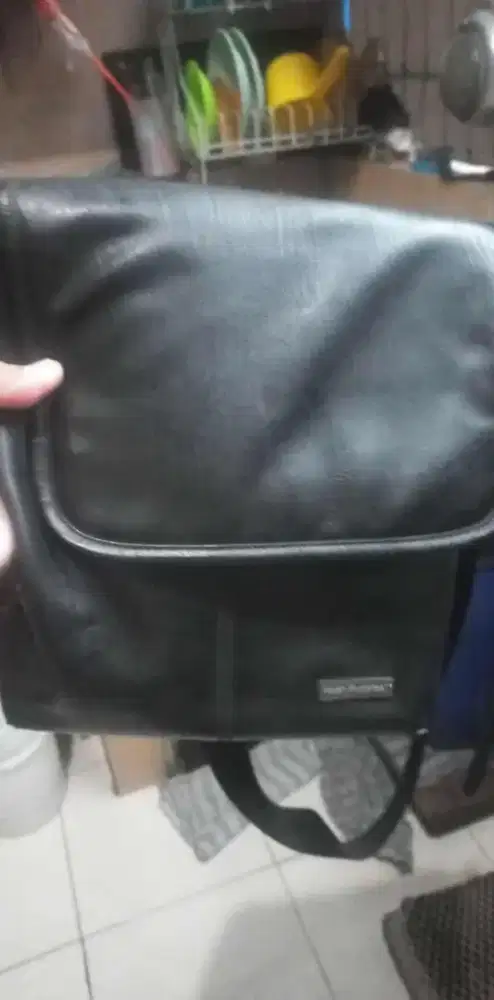 Tas slempang Hushpupies ori