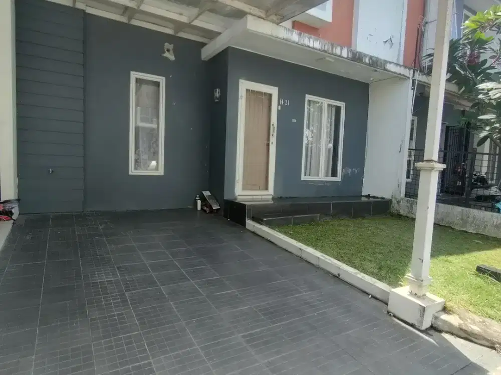 Rumah komplek Medan resort city / mercy