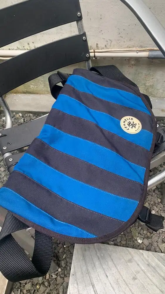 Tas crumpler barnicle barn