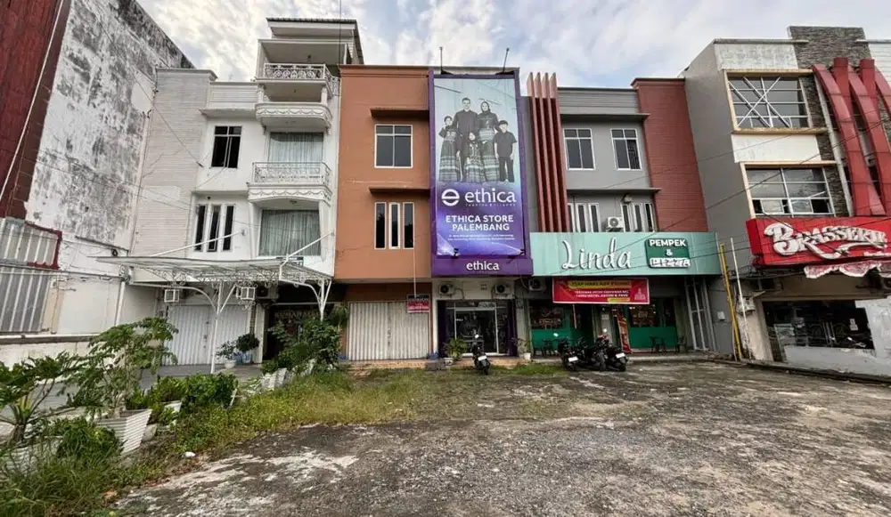 di sewakan 1 unit ruko di jalan basuki rahmat palembang
