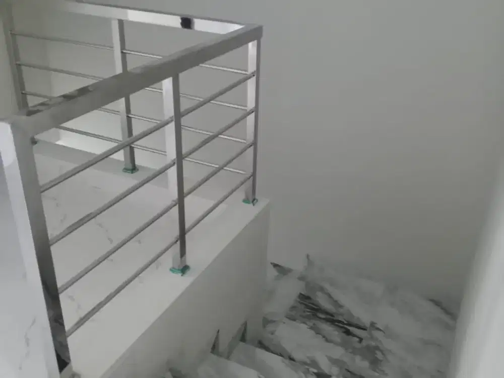 DIJUAL RUMAH KLAMPIS ANOM SUKOLILO SURABAYA RON.A2773