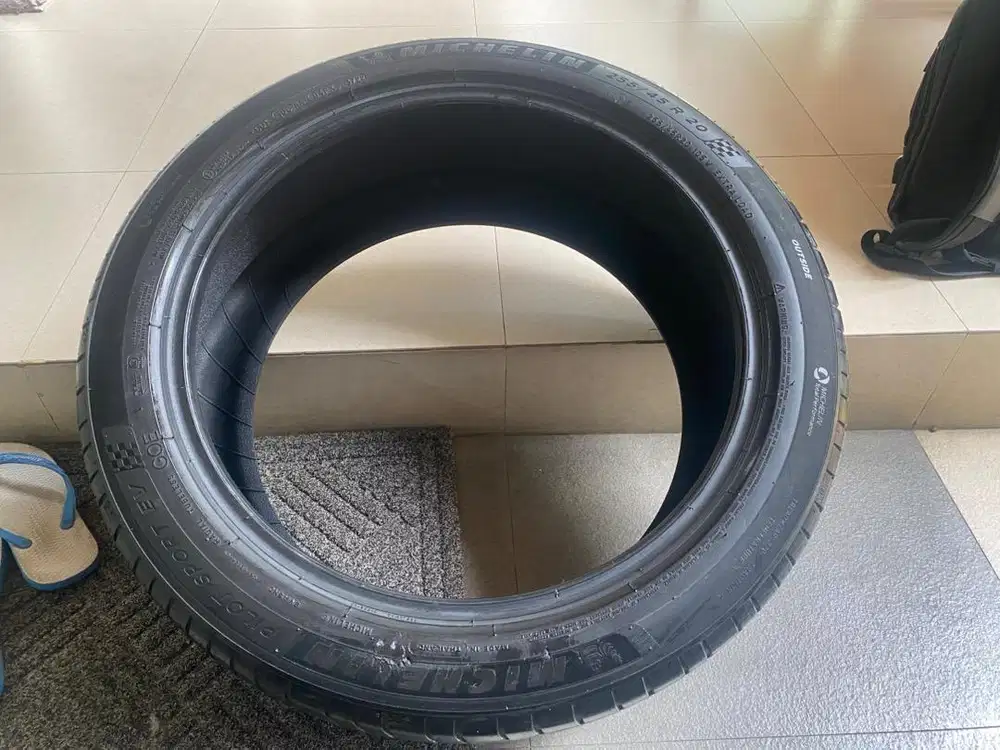 Ban MICHELIN pilot sport 255/45 R20