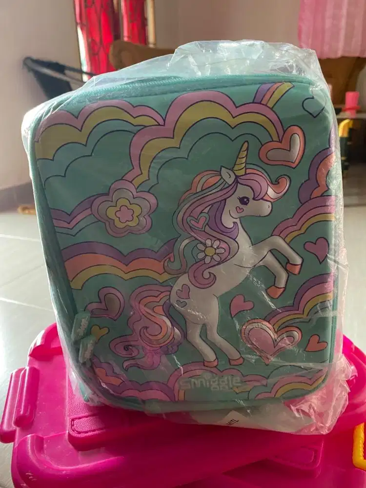 Tas smiggle baru