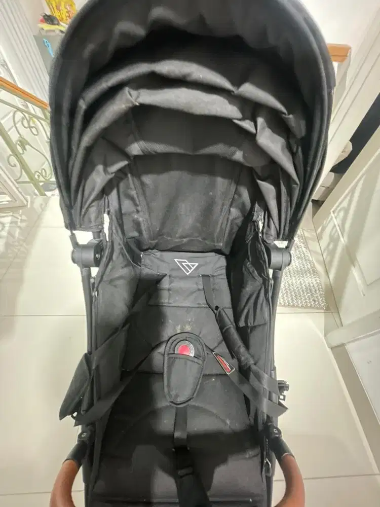 Dijual Stroller Violi Auto Fold
