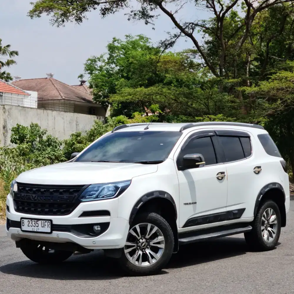TDP50jt Chevrolet TrailBlazer 2.5 LTZ Diesel AT 2017 Putih