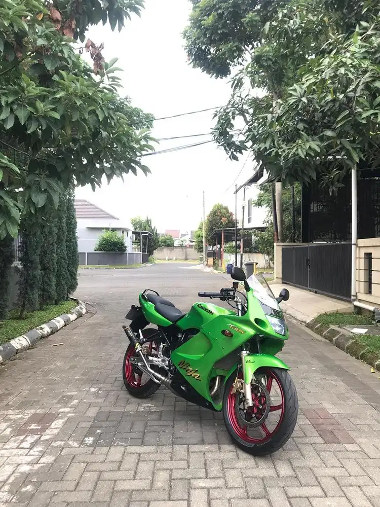 Kawasaki Ninja ZX RR 150 CC Hijau 2004 (CBU) Istimewa, barang langka