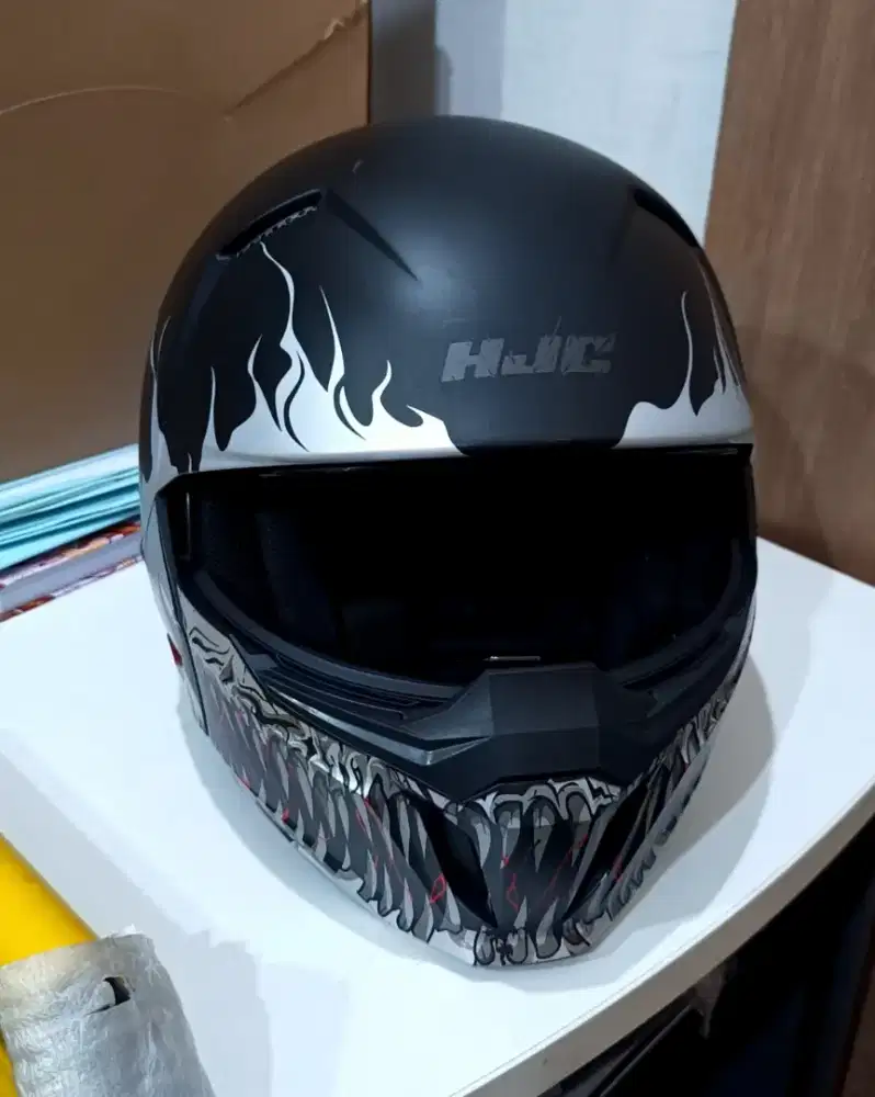 Helm HJC i20 mulus