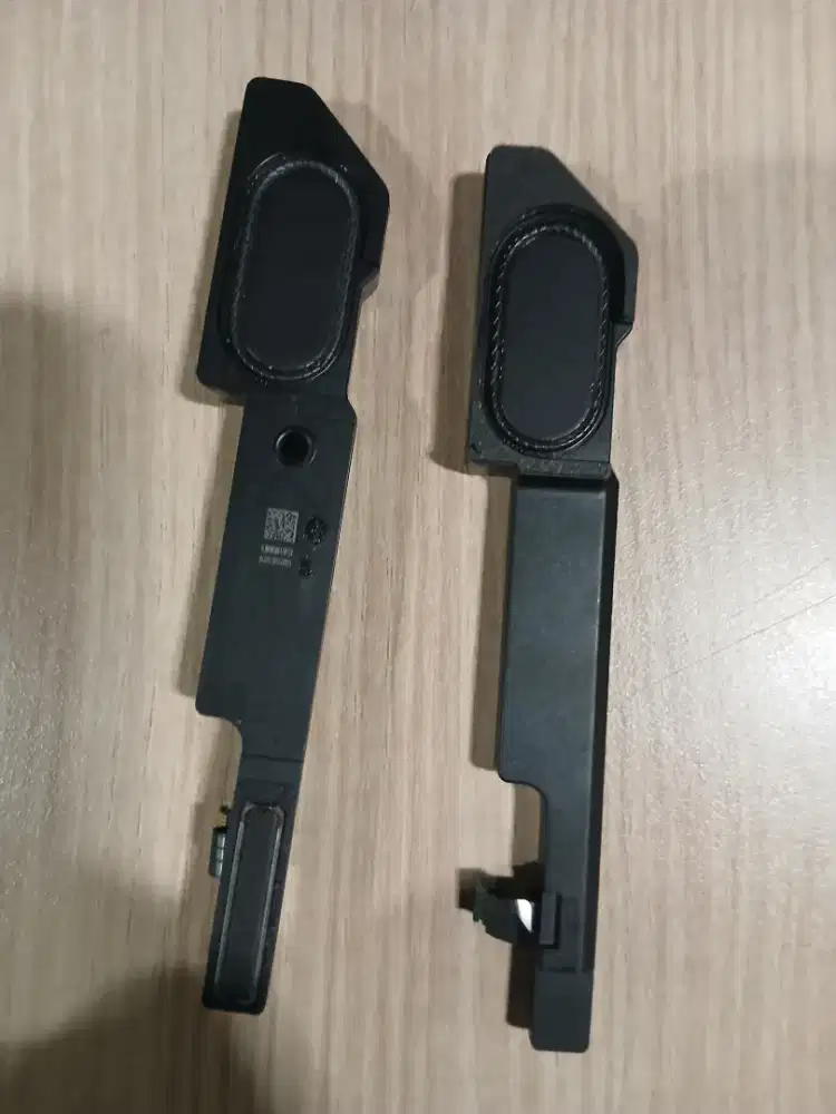 Speaker M1 pro 2442 copotan