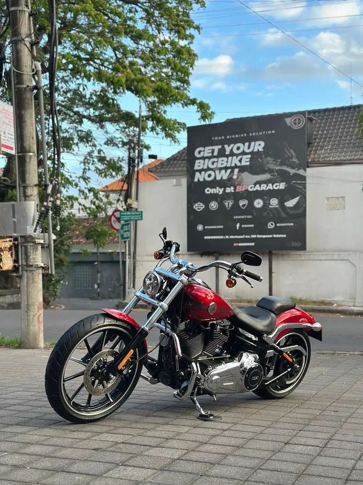 H-D Softail Breakout 103Ci MY 2014 FP Mabua simpanan odo 1rb asli