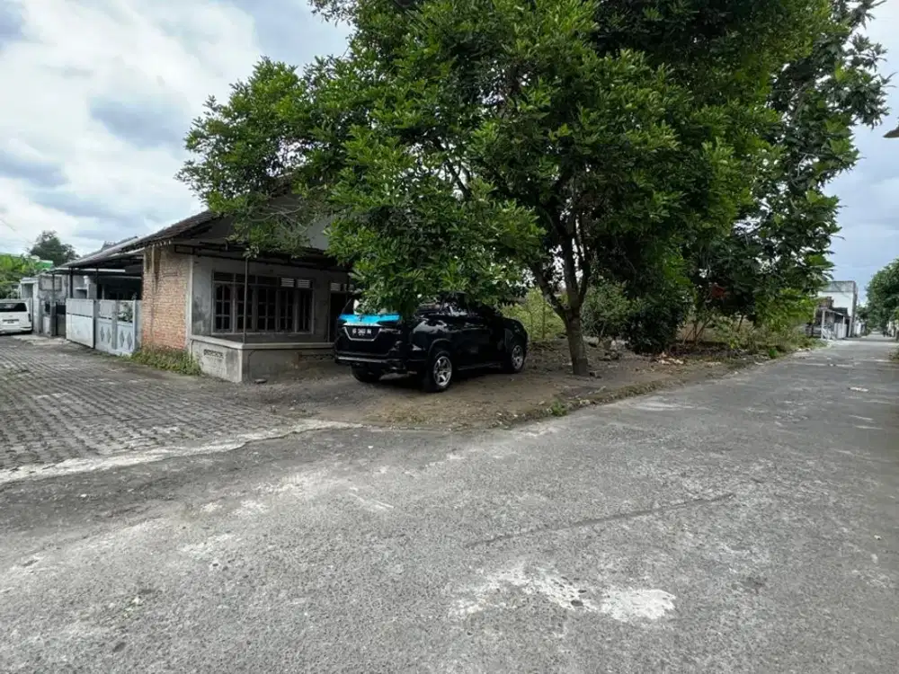 Tanah Dekat Jogja Bay/ Stadiun Maguwo Sleman