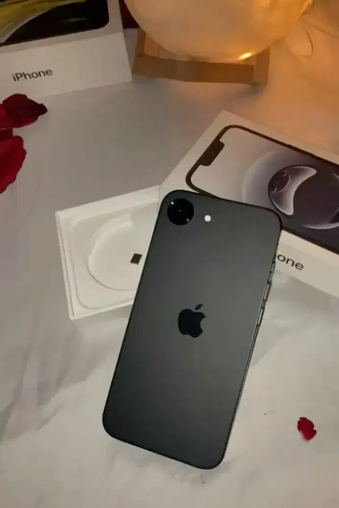 Segampang itu beli iPhone 16e 128