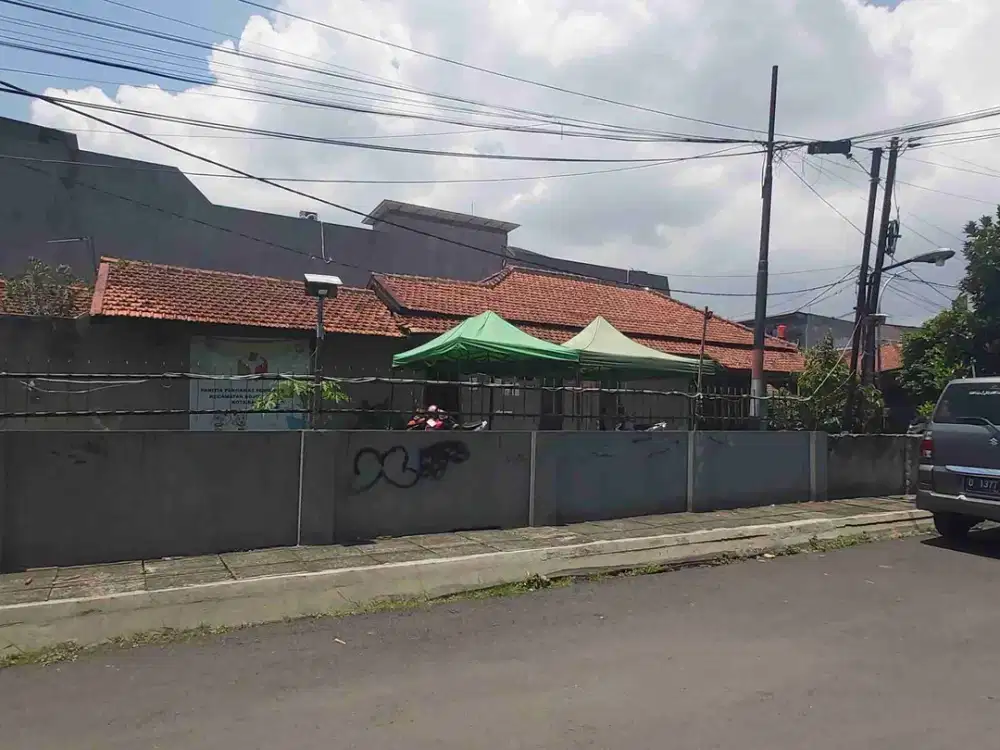 Rumah lama hitung tanah di komplek Sauyunan Cibaduyut Kopo