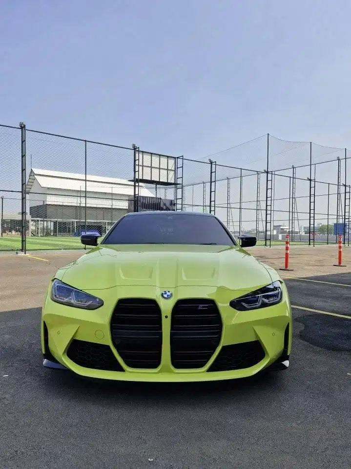 BMW M4C 3.0 L Twin‑Turbo Nik 2023