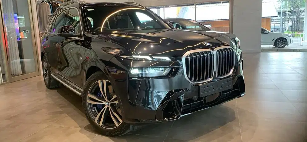 BMW X7 2024 Bensin