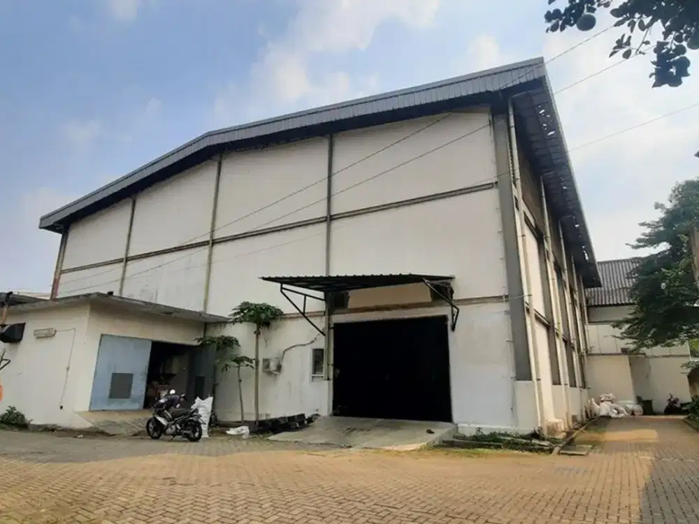 Disewakan Gudang, Luas 720m2 di Pengadegan Timur, Pancoran