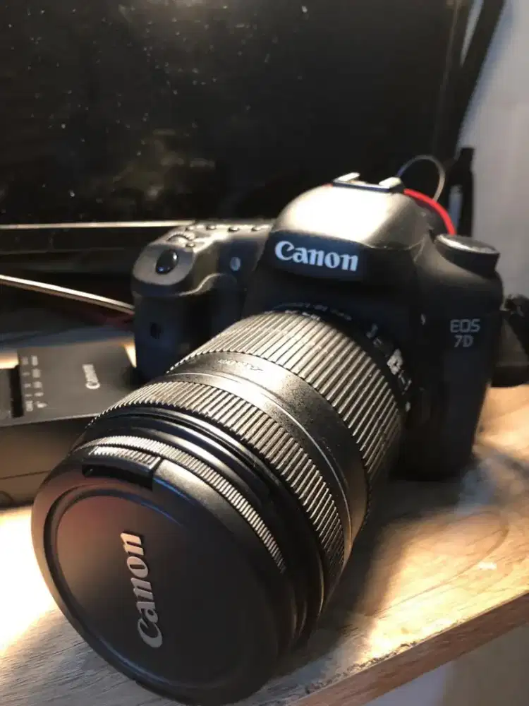 camera canon 7D kit