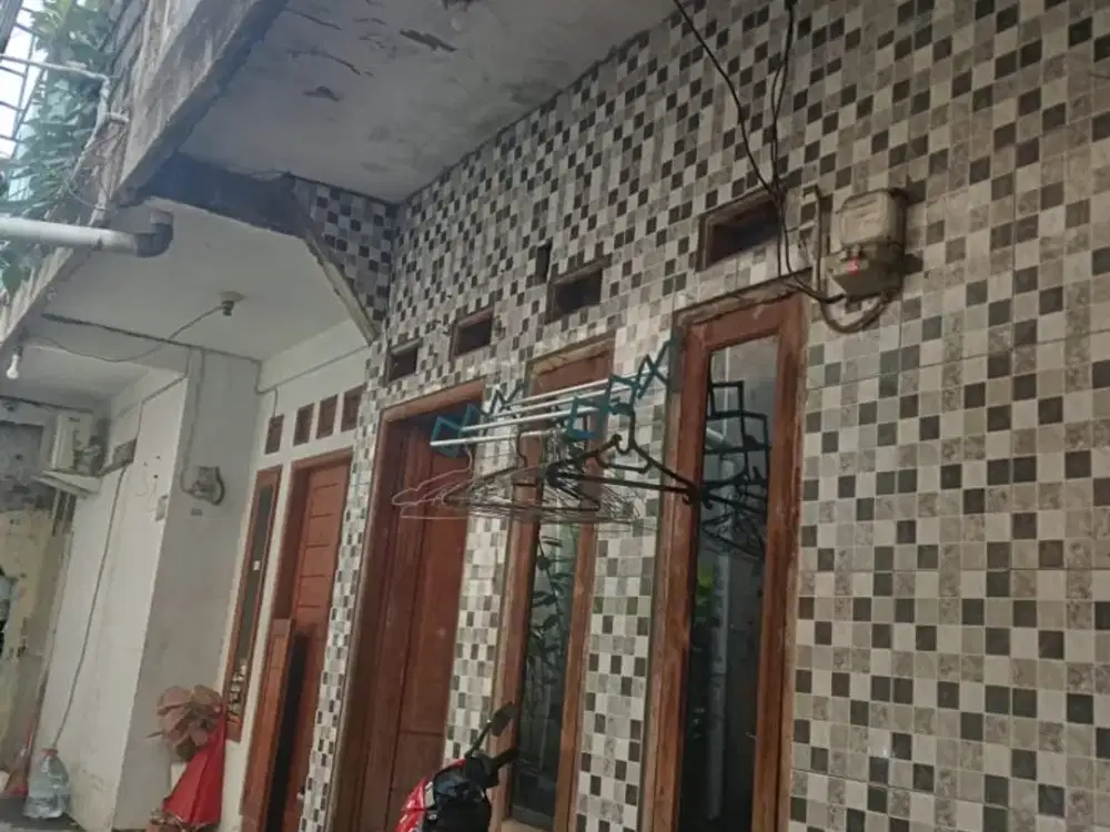 RUMAH KEREN.! CEMPAKA PUTIH - JAKARTA PUSAT