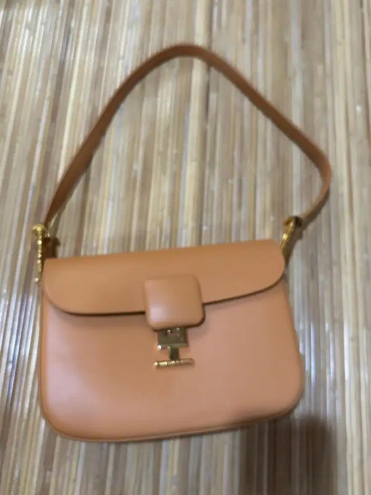 Tas charles & keith