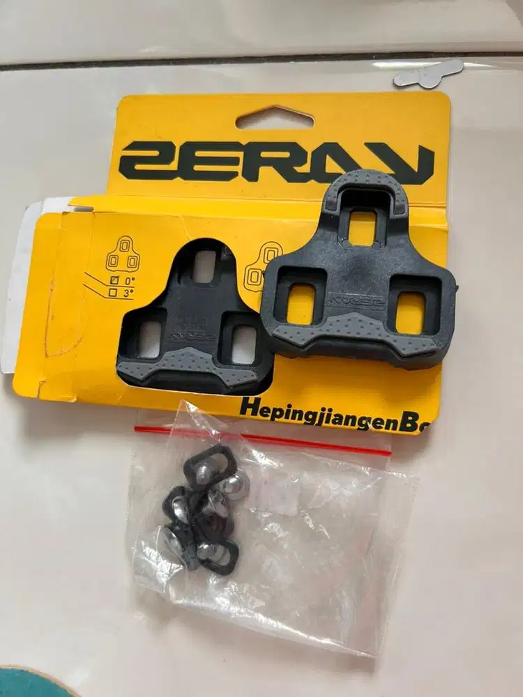 Cleat Sepeda, merk Zeray (bekas rasa baru)