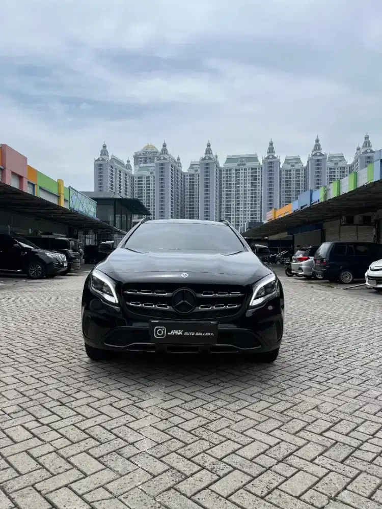 Mercedes Benz GLA 200 AMG LINE - 2018