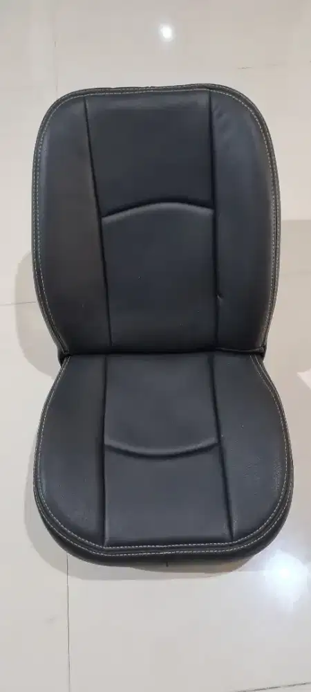 Jok mini kulit MB Tech