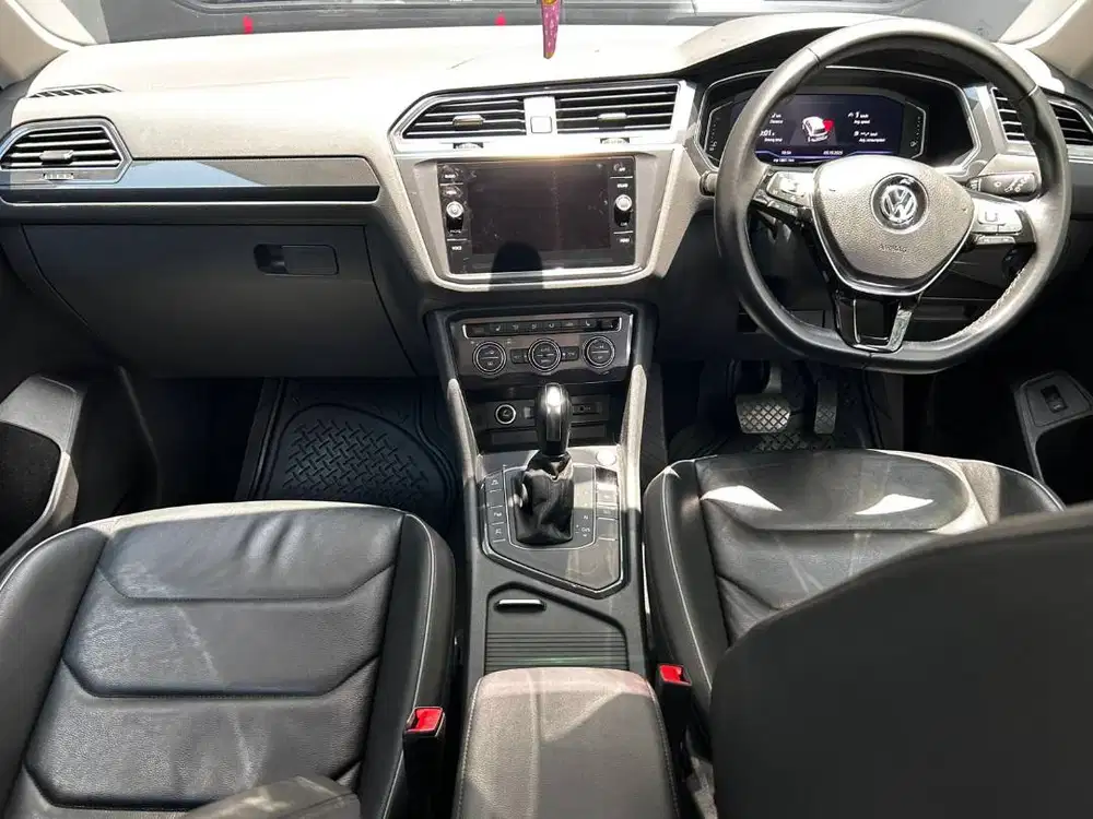 ***LOW KM*** VW TIGUAN ALLSPACE 1.4 TSI TURBO 2021 BLACK